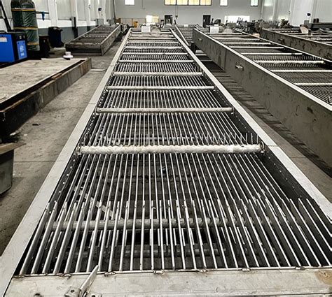 mechanical grating